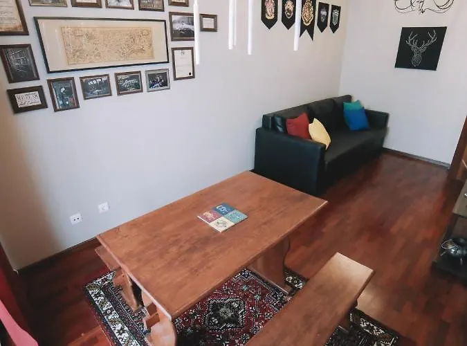 Guest Harry Potter Flat With Parking