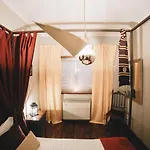 Guest Harry Potter Flat With Parking דירה