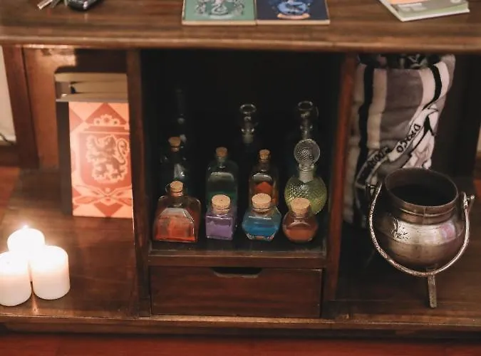 Guest Harry Potter Flat With Parking Apartment
